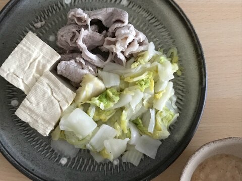 白菜の冷しゃぶサラダ＊胡麻だれ